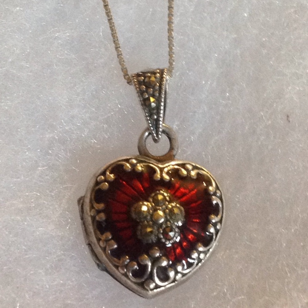 Sterling 925 Silver Red Marcacite Heart LOCKET & Necklace 925 sterling silver